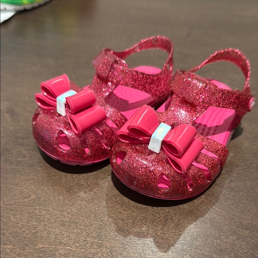 CROCS Glittery Pink Kids Sandals with Bows